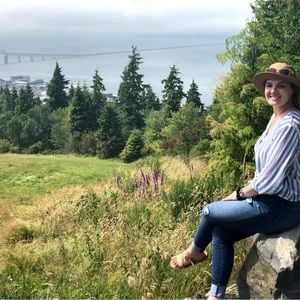 Meet your Posher, Hannah